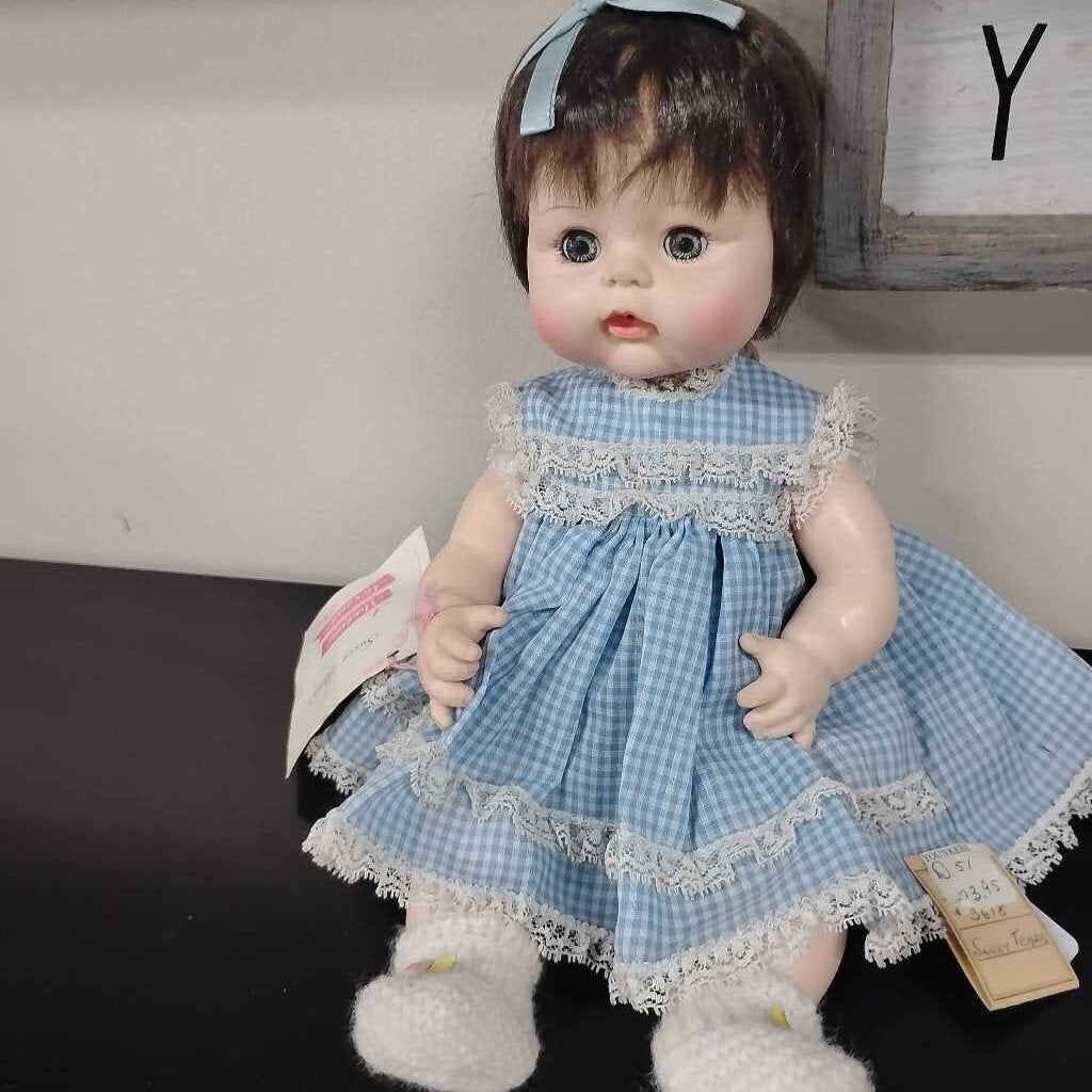 VINTAGE 1965 MADAM ALEXANDER SWEET TEARS BABY DOLL ORIGINAL