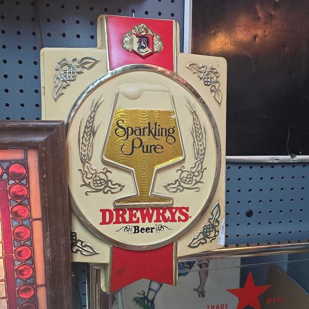 VINTAGE DREWEYS MOLDED PLASTIC BAR SIGN