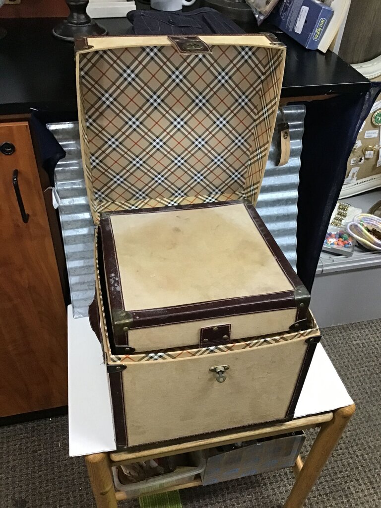 Vintage Luggage Case with Plaid Interior