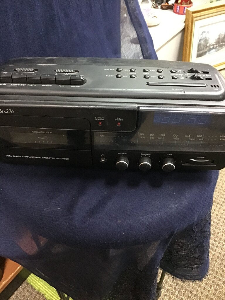 Dual Alarm AM/FM Stereo Cassette Recorder