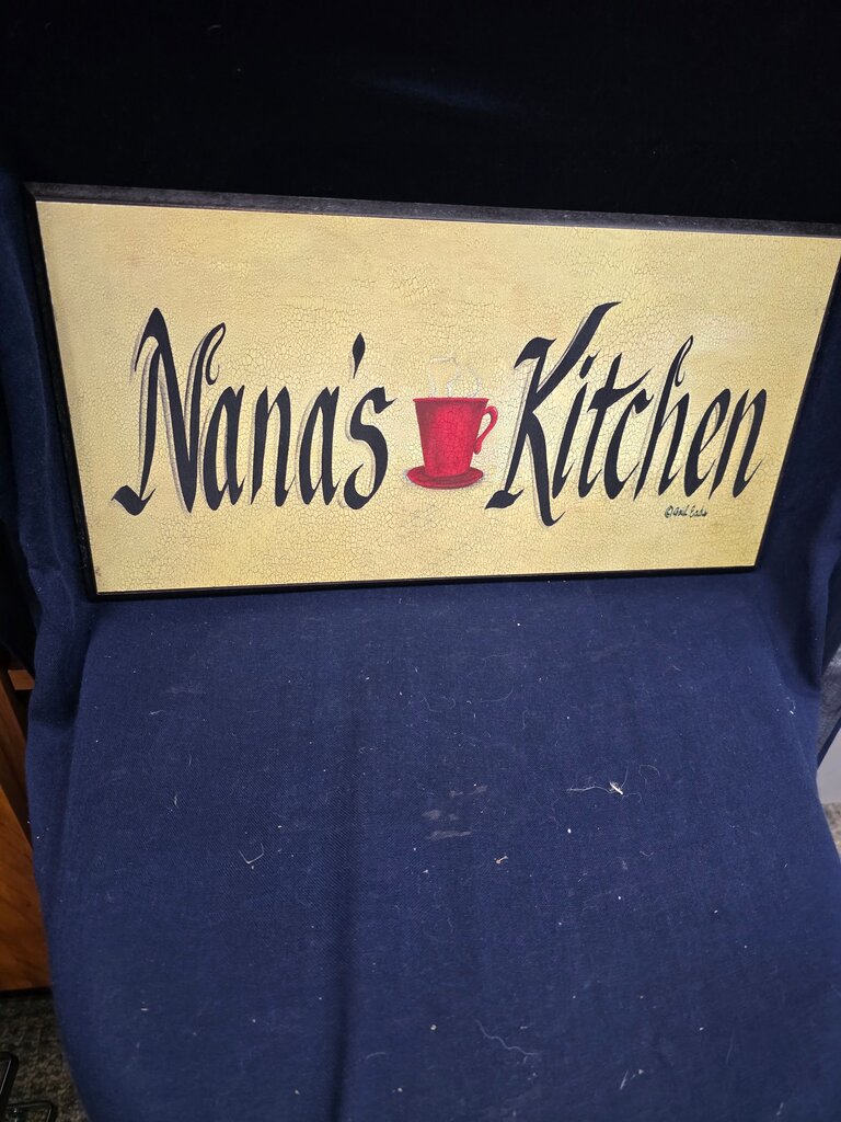 Nana's Kitchen Decorative Sign
