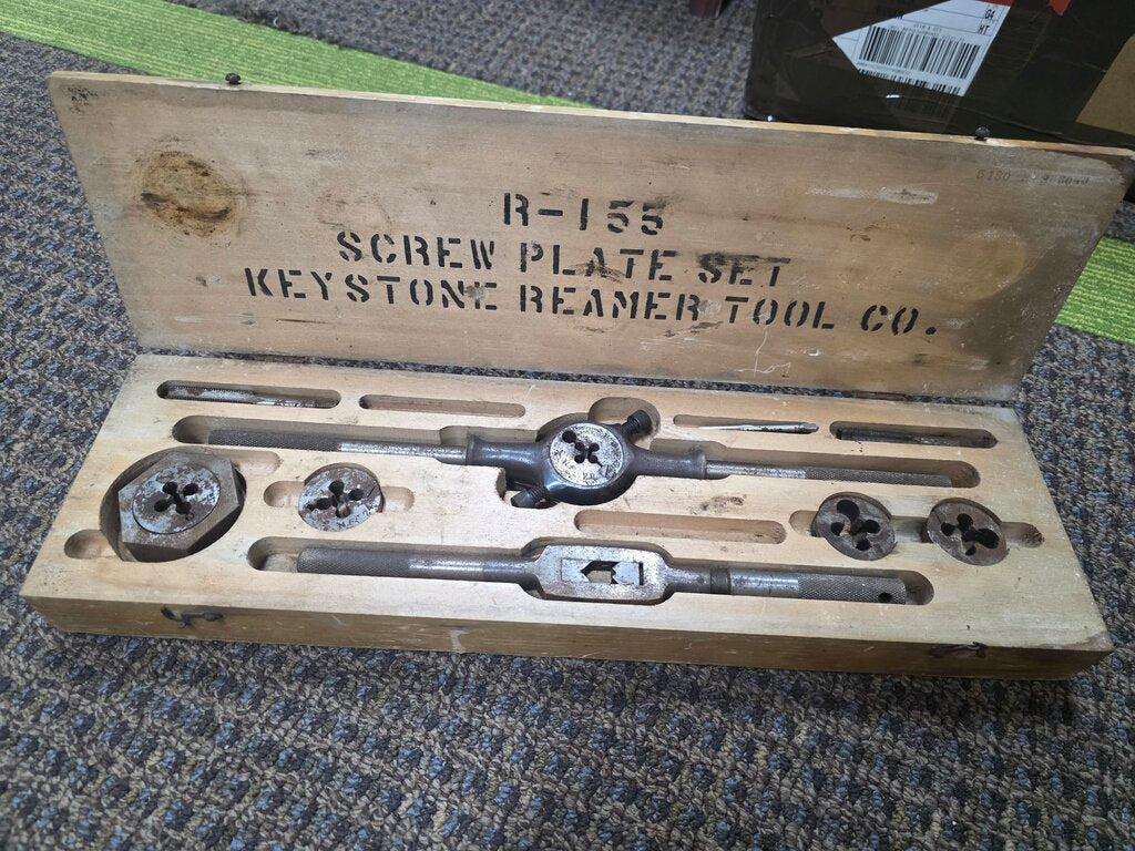 Keystone Reamer Tool Co. Screw Plate Set