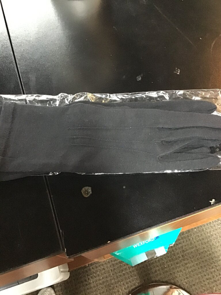 Black Winter Gloves