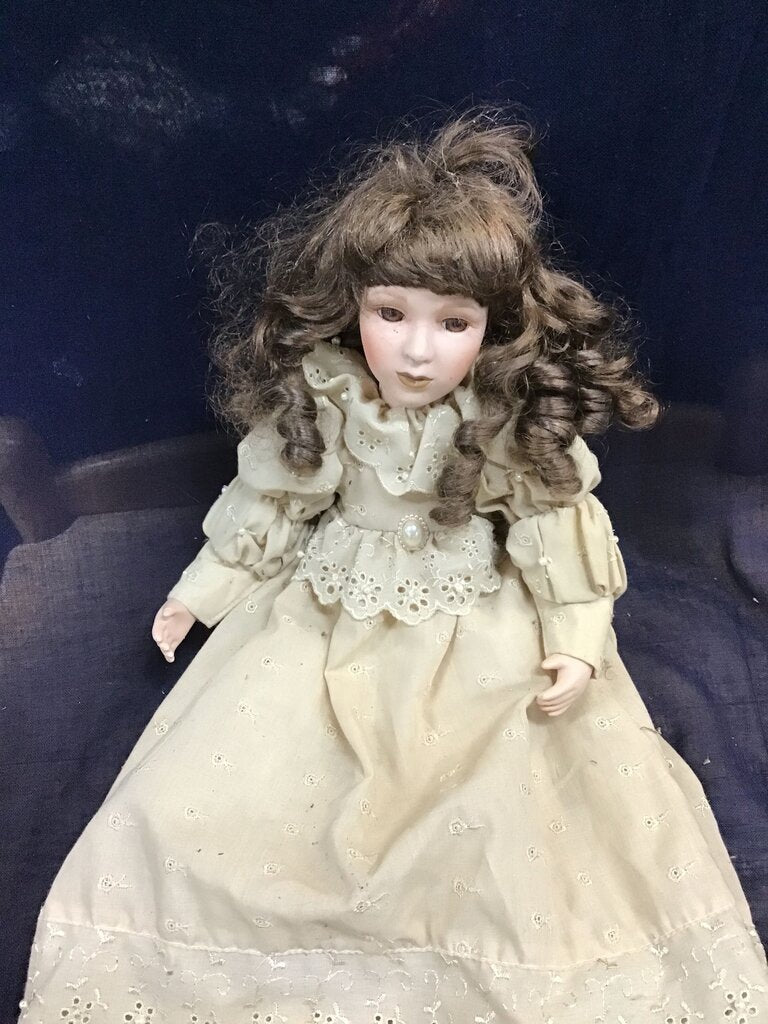 Emily the Radiant Bride Boyds Dollstone Limited Edition