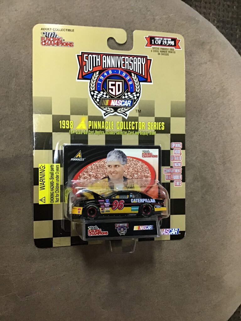 1998 Pinnacle Collector Series NASCAR Diecast Car