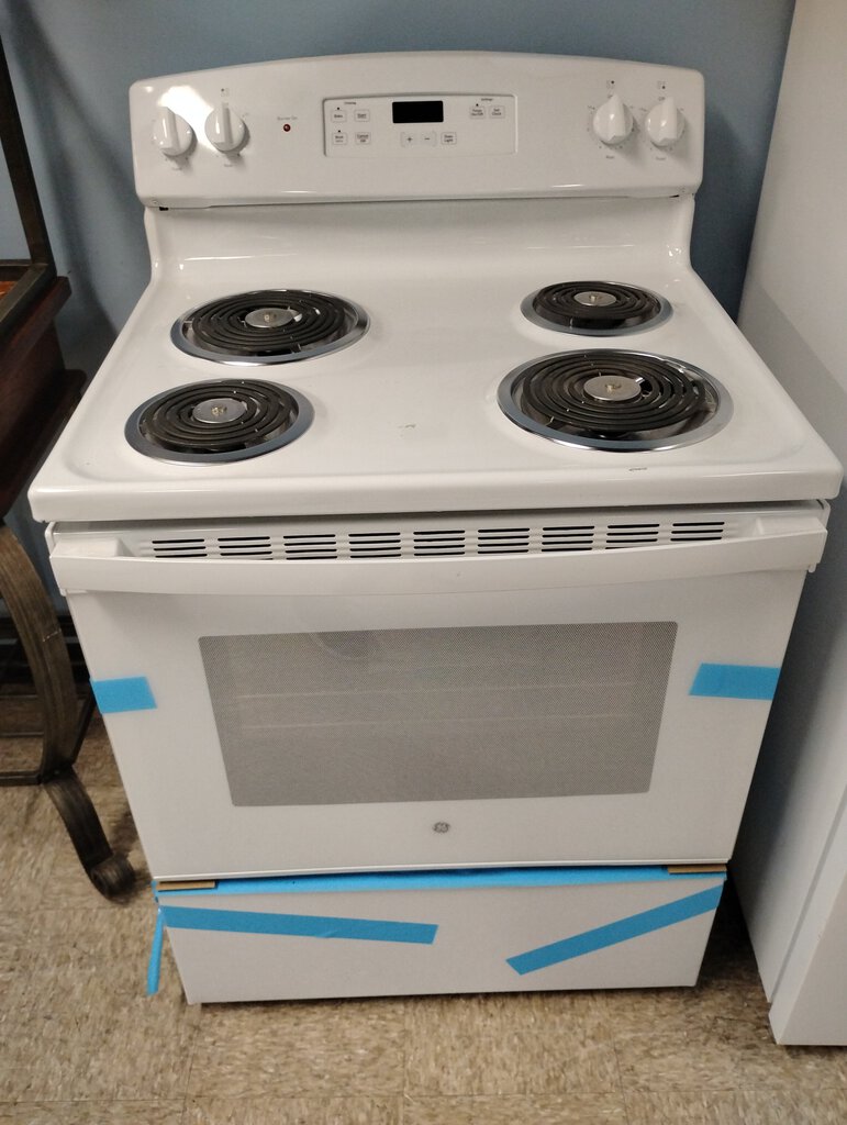 White Electric Range Oven with Four Burners