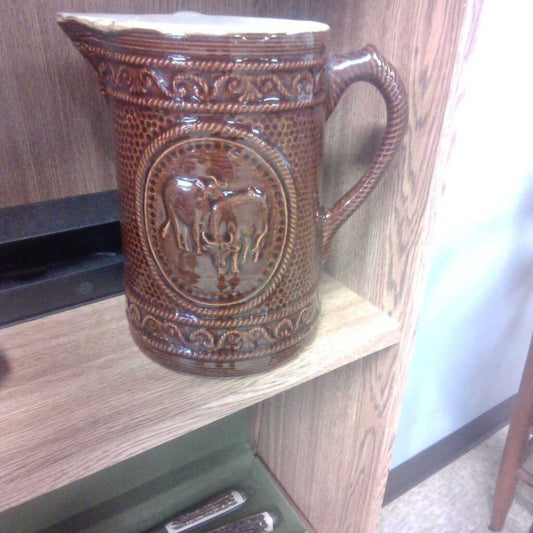 ANTIQUE VINTAGE STONEWARE COWS