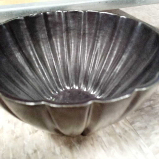 VINTAGE BOWL