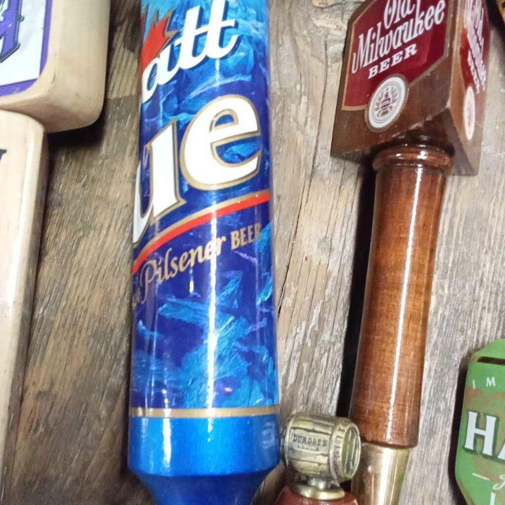 Labatt Blue Canadian Pilsner Beer Tap Opener