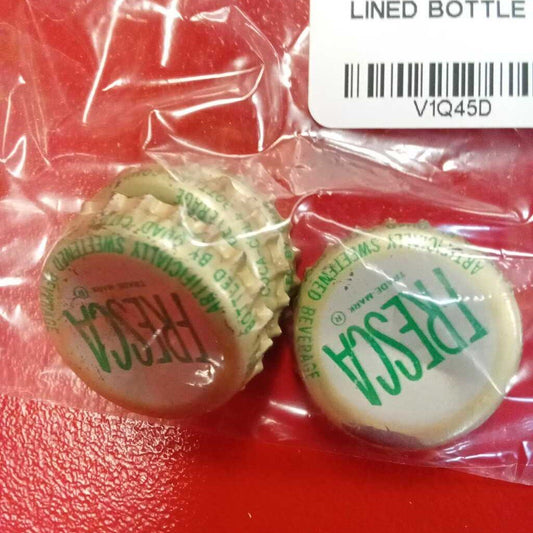 VINTAGE FRESCA CORK LINED BOTTLE CAPS