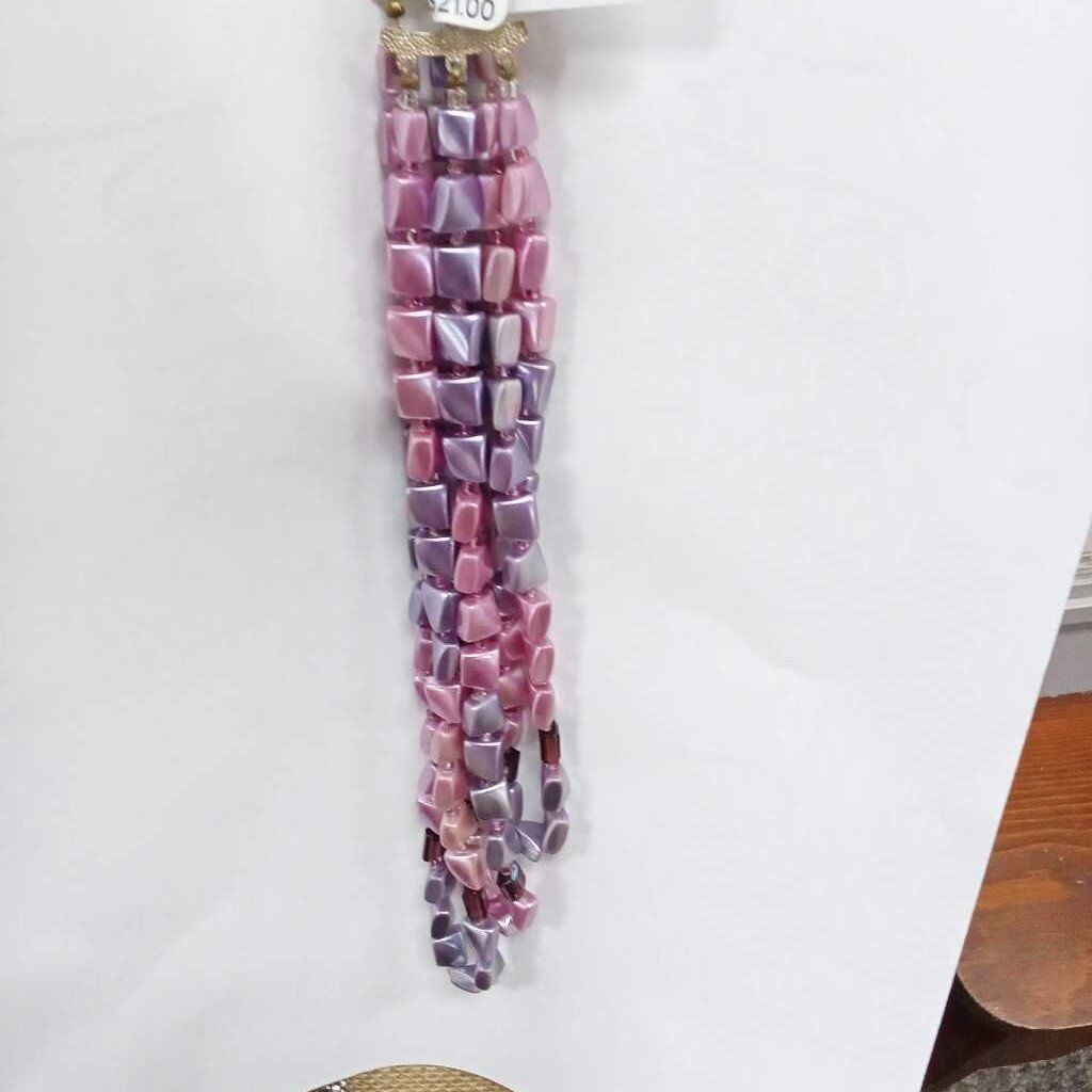 3 STRAND SEMI PRECIOUS ACCENTS NECKLACE