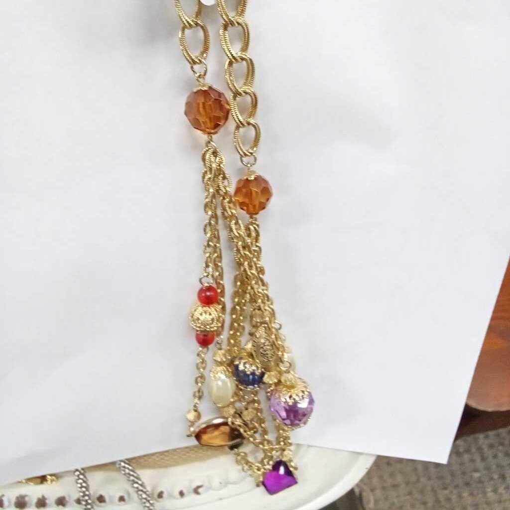 3 STRAND SEMI PRECIOUS ACCENTS NECKLACE