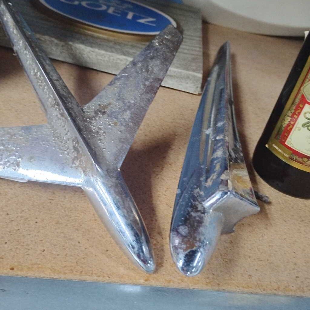 40S 50S HOOD ORNAMENT