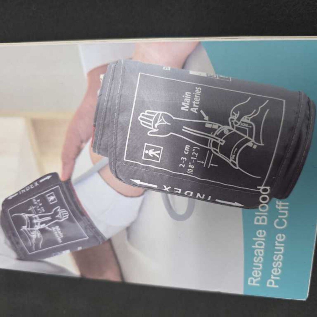 BLOOD PRESSURE CUFF