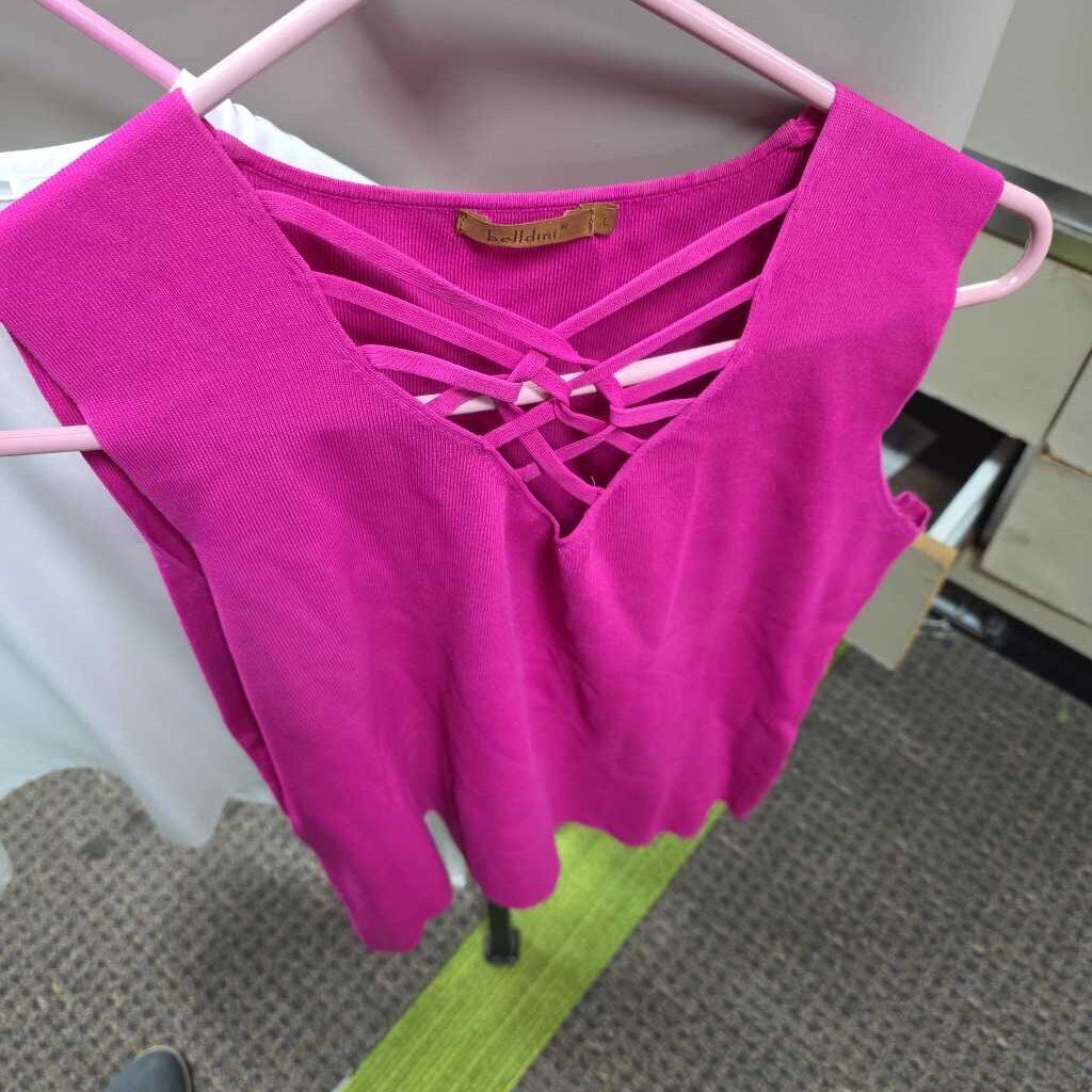 FUSHIA SWEATER SZ L