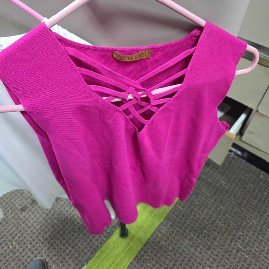 FUSHIA SWEATER SZ L