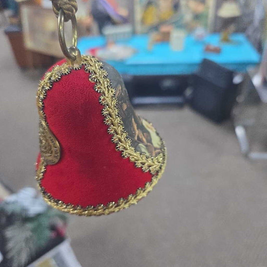 VINTAGE 1975 REUGE MUSICAL XMAS BELL ORNAMENT