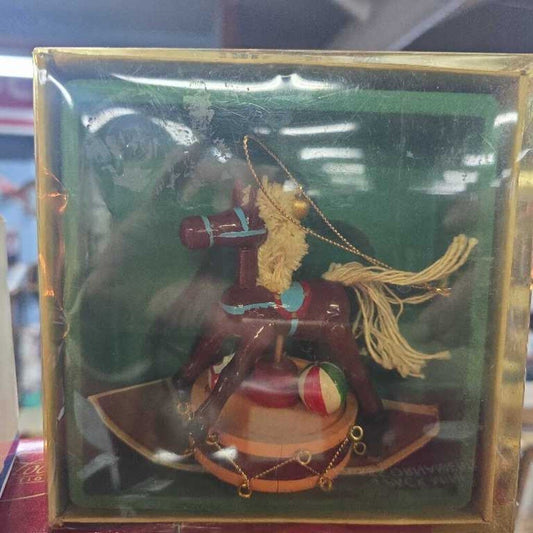 VINTAGE MUSICAL MINI XMAS TREASURE HORSE ORNAMENT