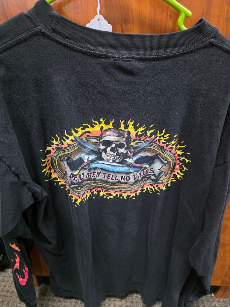 Men's Dead Men Tell No Tales Long Sleeve T-Shirt