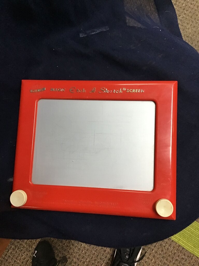 Etch A Sketch Drawing Toy