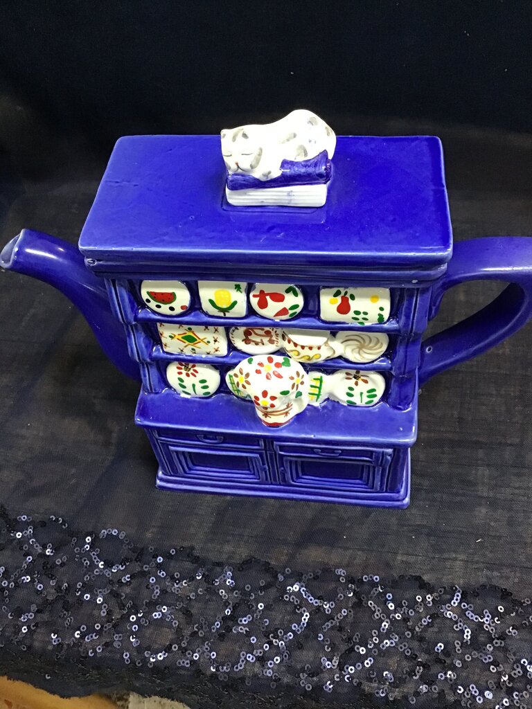 Decorative Ceramic Teapot in Blue Color