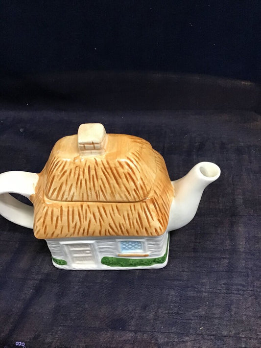 Cottage Style Teapot