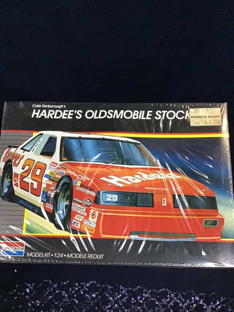 Cale Yarborough's Hardee's Oldsmobile Stock Model Kit