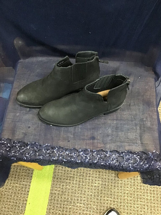 Black Ankle Boots