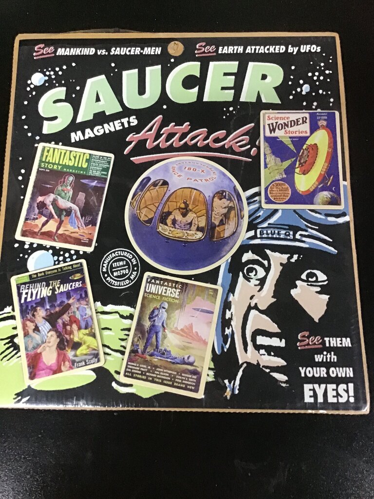 Saucer Magnets Attack set
